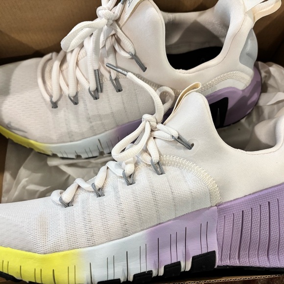 Nike White and Lavender Athletic Shoes - Picture 4 of 5